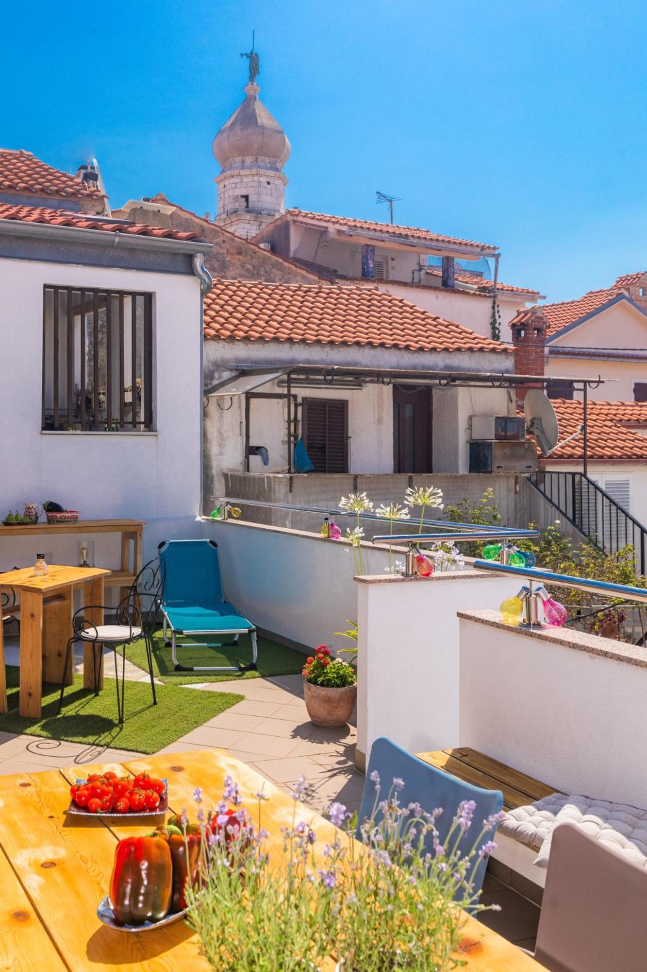 Yvonne Apartment Krk Town Exterior photo
