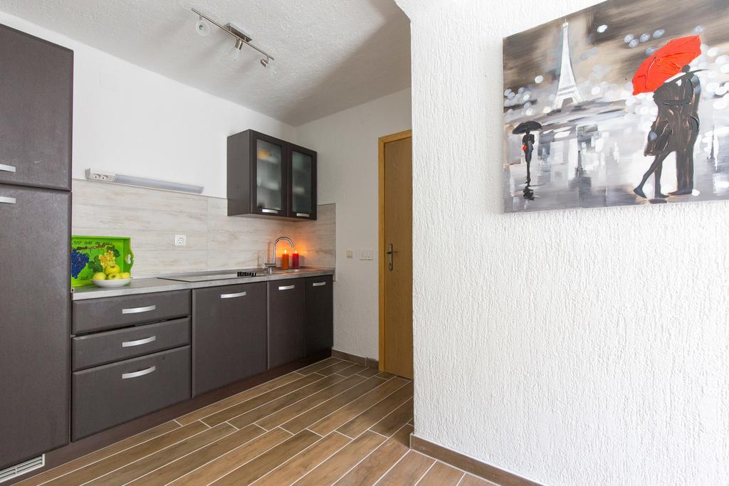 Yvonne Apartment Krk Town Exterior photo